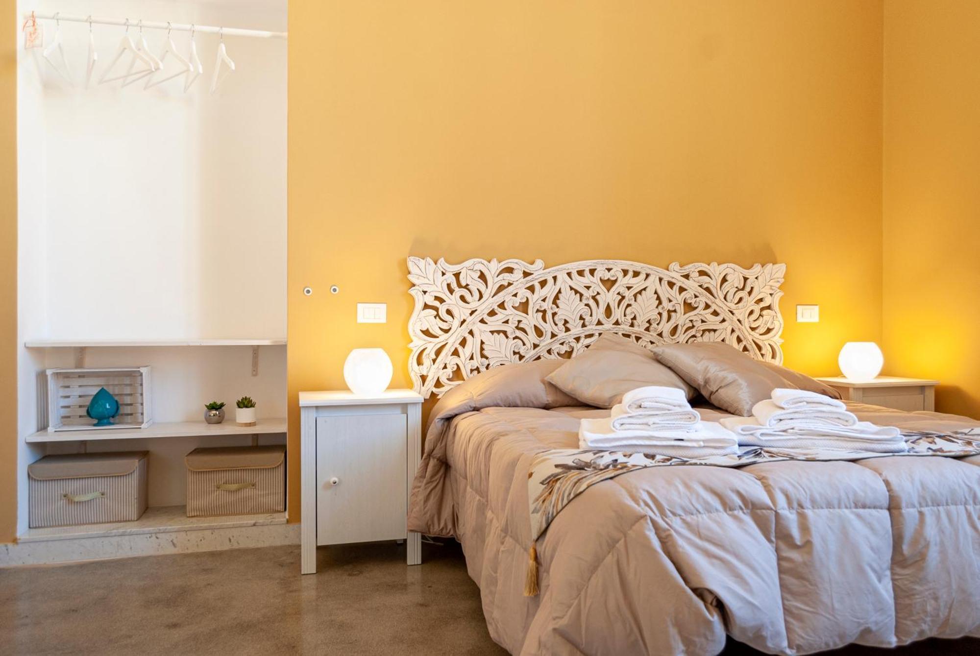 La Pigna Bianca Suites Lecce Esterno foto