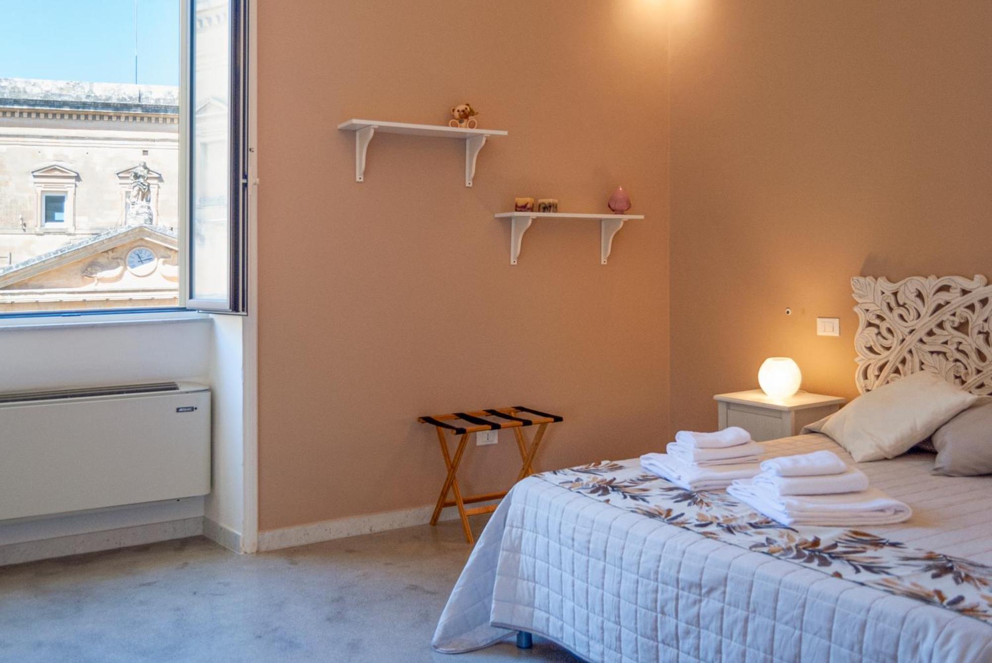La Pigna Bianca Suites Lecce Esterno foto